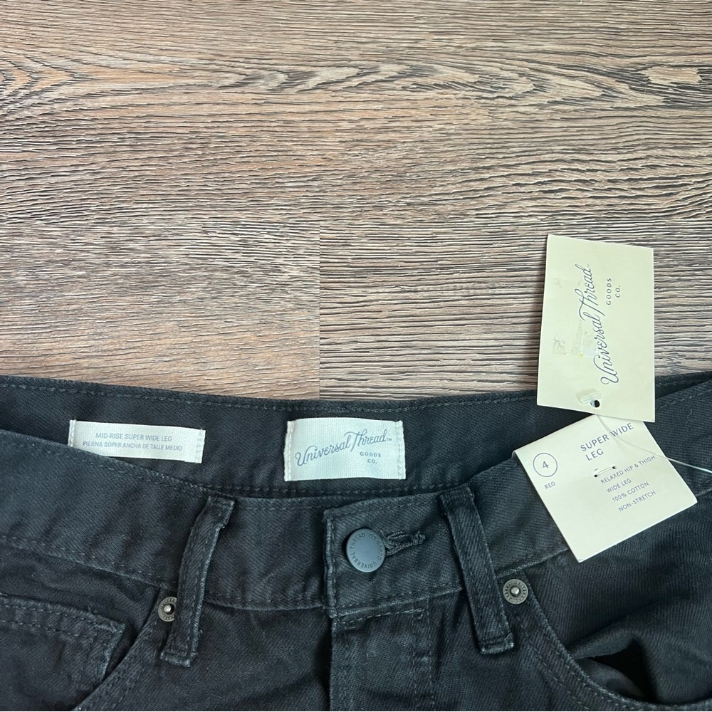 Women's Mid-Rise Super Wide Leg Jeans - Universal Thread™ Black 4 - Picture 4 of 5